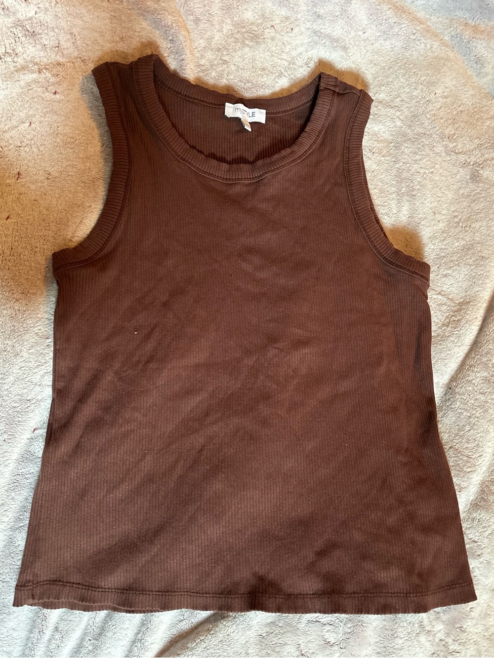 ribbed brown tank top